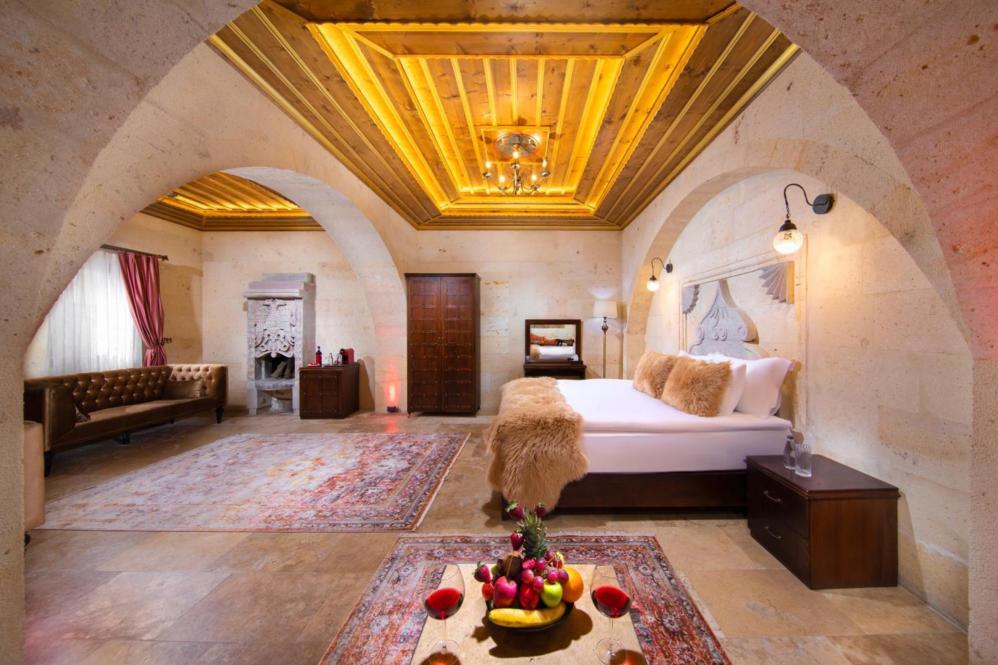 Cappadocia Pegasos Cave Suite Hotel Uchisar Exterior photo