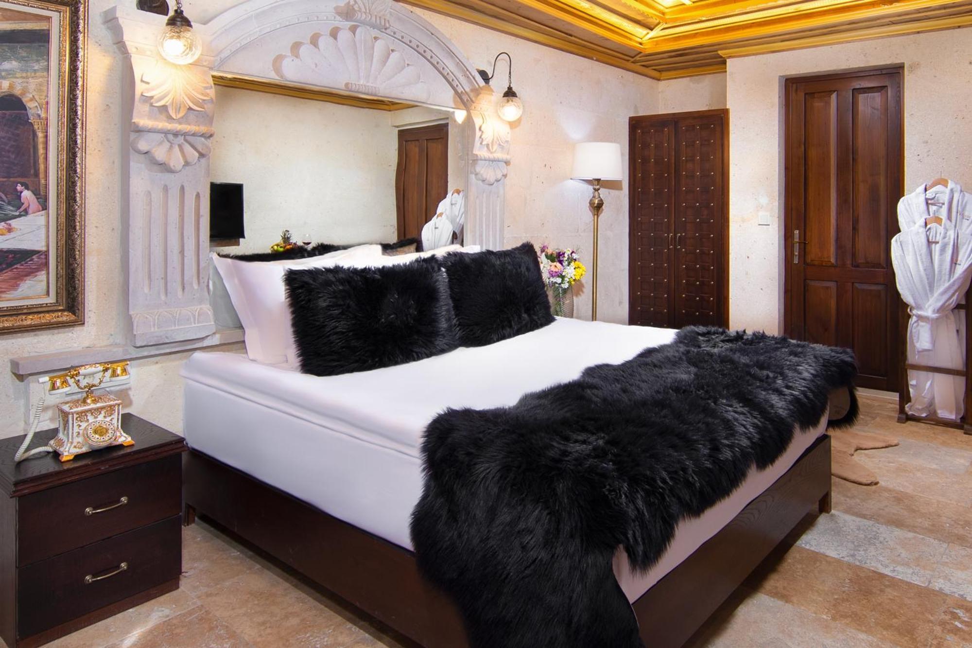 Cappadocia Pegasos Cave Suite Hotel Uchisar Exterior photo
