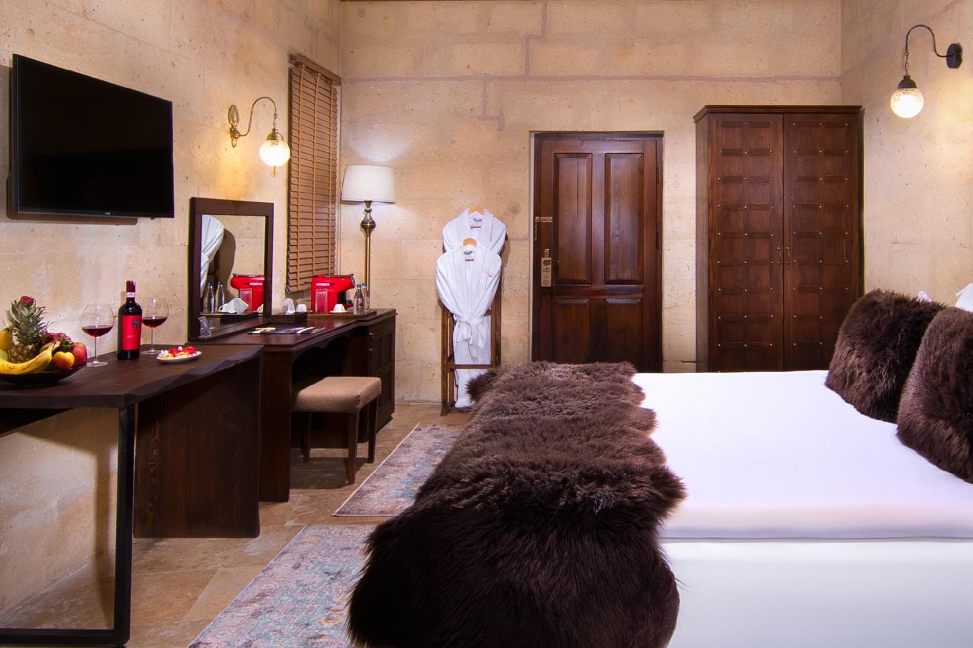 Cappadocia Pegasos Cave Suite Hotel Uchisar Exterior photo